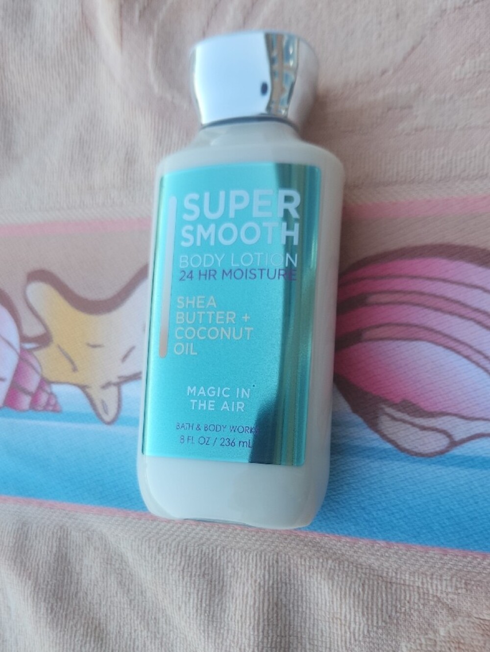 Bath & Body Works Super Smooth Body Lotions - Shea Butter & Coconut Oil - Picture 4 of 9
